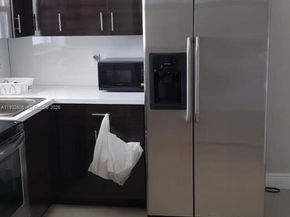 722 SW 8th St, Hallandale Beach FL 33009