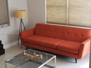 722 SW 8th St, Hallandale Beach FL 33009