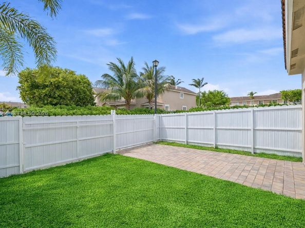 27534 SW 140 Avenue, Homestead FL 33032