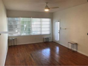 4710 Pine Tree Dr 45, Miami Beach FL 33140