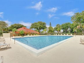 105 Lake Emerald Dr 211, Oakland Park FL 33309