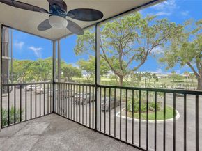 105 Lake Emerald Dr 211, Oakland Park FL 33309