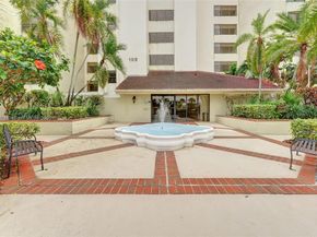 105 Lake Emerald Dr 211, Oakland Park FL 33309