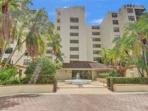 105 Lake Emerald Dr 211, Oakland Park FL 33309