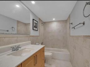 5401 Collins Ave 411, Miami Beach FL 33140