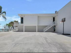 5401 Collins Ave 411, Miami Beach FL 33140