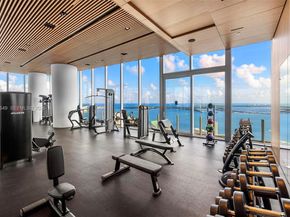 300 Biscayne Blvd Way 1605, Miami FL 33131