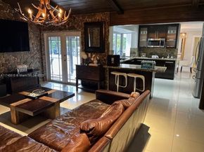 17500 SW 68th Ct, Southwest Ranches FL 33331