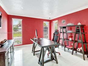 17500 SW 68th Ct, Southwest Ranches FL 33331