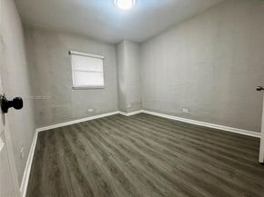 529 SW 3rd St, Miami FL 33130