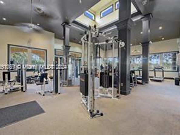 2493 Centergate Dr 102, Miramar FL 33025
