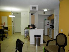 2493 Centergate Dr 102, Miramar FL 33025