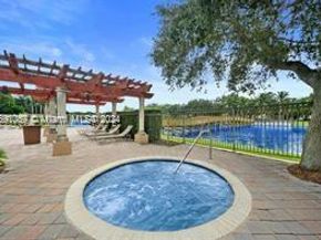 2493 Centergate Dr 102, Miramar FL 33025