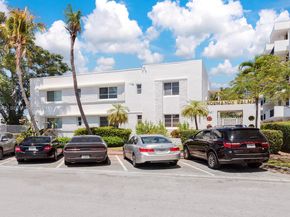 6941 Bay Dr B3, Miami Beach FL 33141