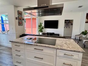 16336 SW 95th Ln, Miami FL 33196