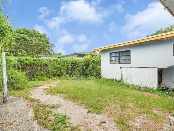440 SW 29th terr, Fort Lauderdale FL 33312