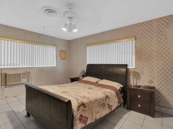 440 SW 29th terr, Fort Lauderdale FL 33312