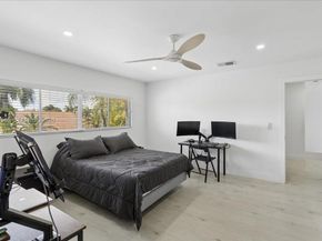 611 NW 205th Ave, Pembroke Pines FL 33029