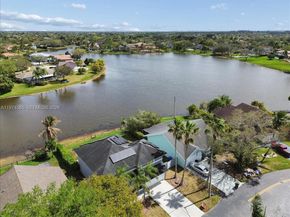 611 NW 205th Ave, Pembroke Pines FL 33029