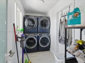 611 NW 205th Ave, Pembroke Pines FL 33029