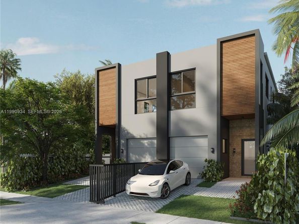 2768 SW 33rd Ave, Miami FL 33133