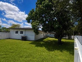 2831 NW 189th St, Miami Gardens FL 33056