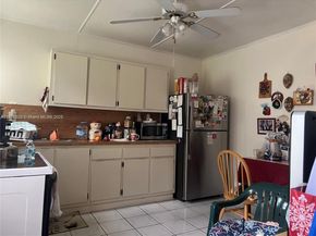 1527 NW 101st St, Miami FL 33147