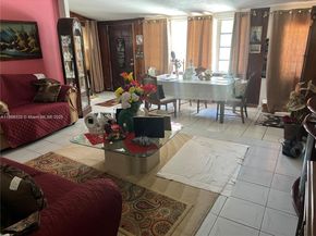 1527 NW 101st St, Miami FL 33147