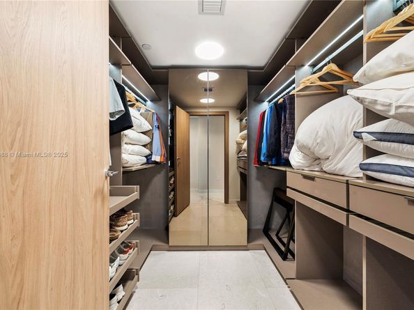 1135 103 St 303, Bay Harbor Islands FL 33154