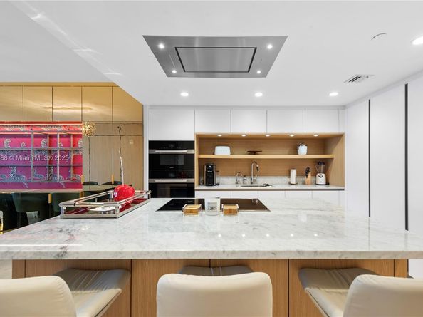 1135 103 St 303, Bay Harbor Islands FL 33154