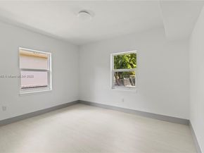 775 NW 96th St, Miami FL 33150