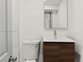775 NW 96th St, Miami FL 33150