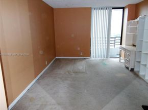 3300 NE 191st St 912, Aventura FL 33180