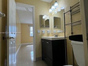 10018 NW 4th St 203, Pembroke Pines FL 33024