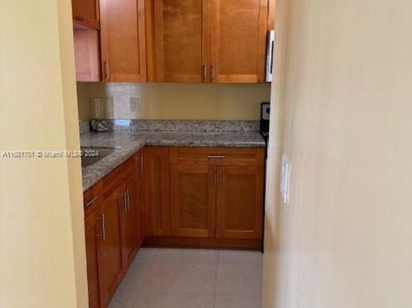 10018 NW 4th St 203, Pembroke Pines FL 33024