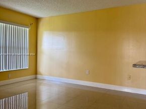 10018 NW 4th St 203, Pembroke Pines FL 33024