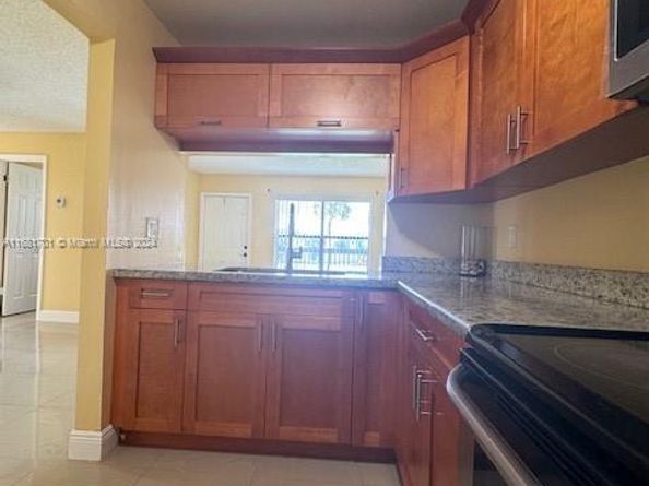 10018 NW 4th St 203, Pembroke Pines FL 33024