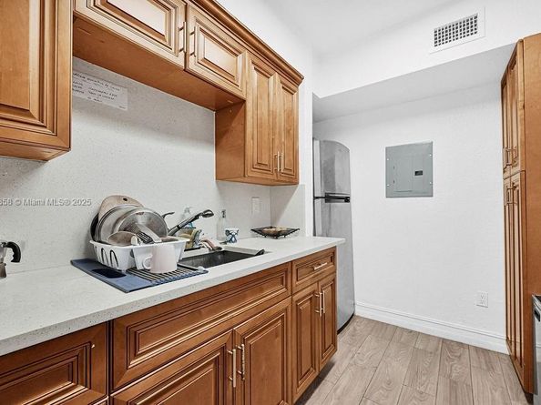 1784 Marseille Dr, Miami Beach FL 33141