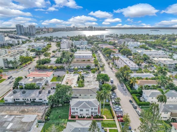 1784 Marseille Dr, Miami Beach FL 33141
