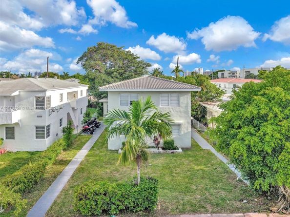 1784 Marseille Dr, Miami Beach FL 33141