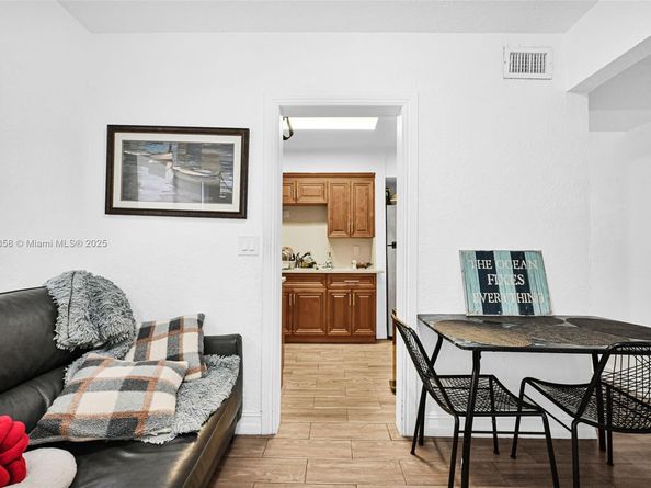 1784 Marseille Dr, Miami Beach FL 33141