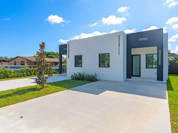 12336 SW 219 St, Miami FL 33170