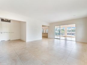 1265 S Alhambra Cir B, Coral Gables FL 33146