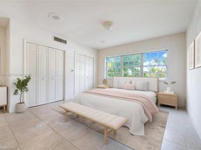 1265 S Alhambra Cir B, Coral Gables FL 33146