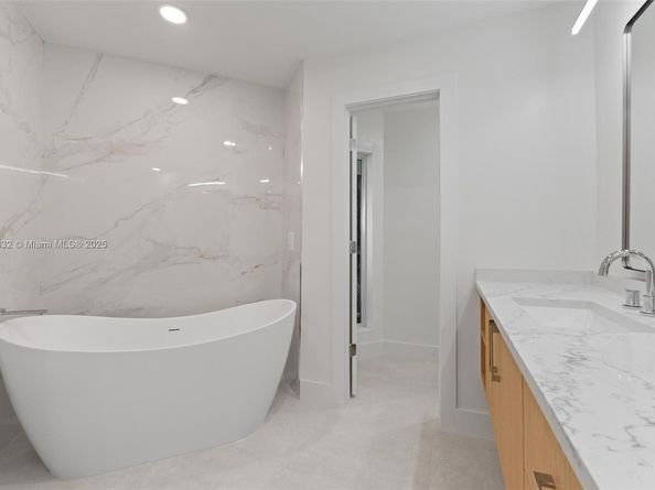 4246 Live Oak Blvd, Delray Beach FL 33445
