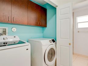 9834 NW 2nd Ct, Plantation FL 33324