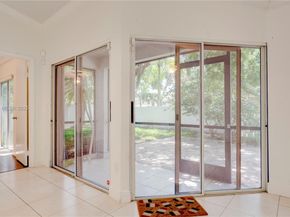 9834 NW 2nd Ct, Plantation FL 33324