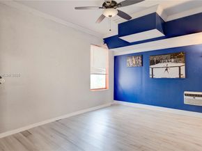 9834 NW 2nd Ct, Plantation FL 33324