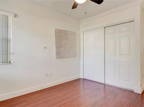 9834 NW 2nd Ct, Plantation FL 33324