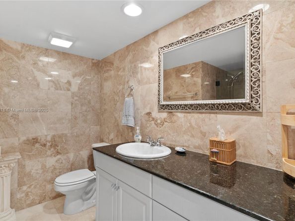 3550 Galt Ocean Dr 111, Fort Lauderdale FL 33308